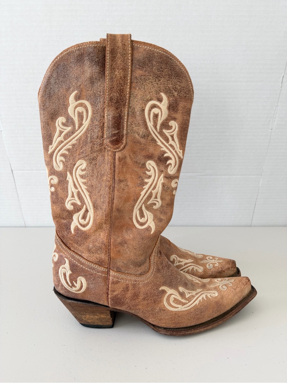 Corral Cortez Women’s 10M Leather Embroidered Western Cowboy Boots R1974